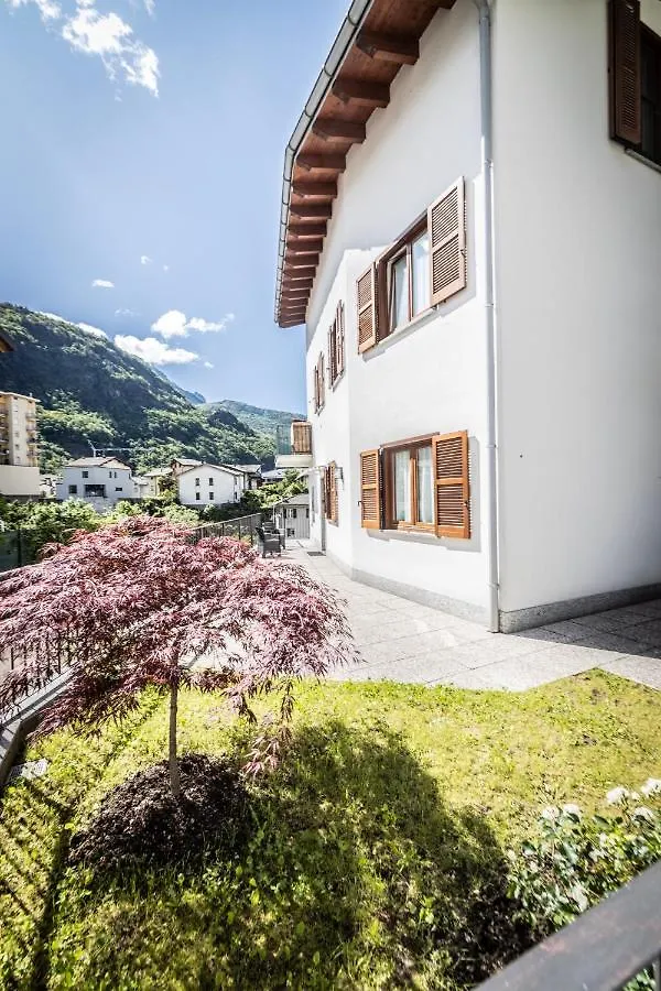 La Casa Sul Fiume Aparthotel Chiavenna